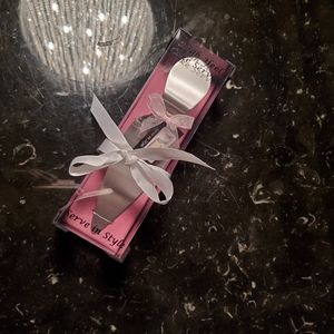 NiB Wild Eye Stainless Steel High Heel Cake Server